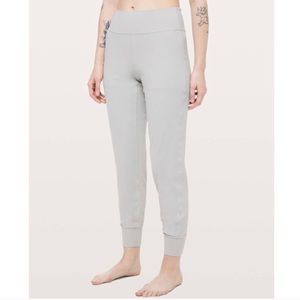 Lululemon align jogger size 8
